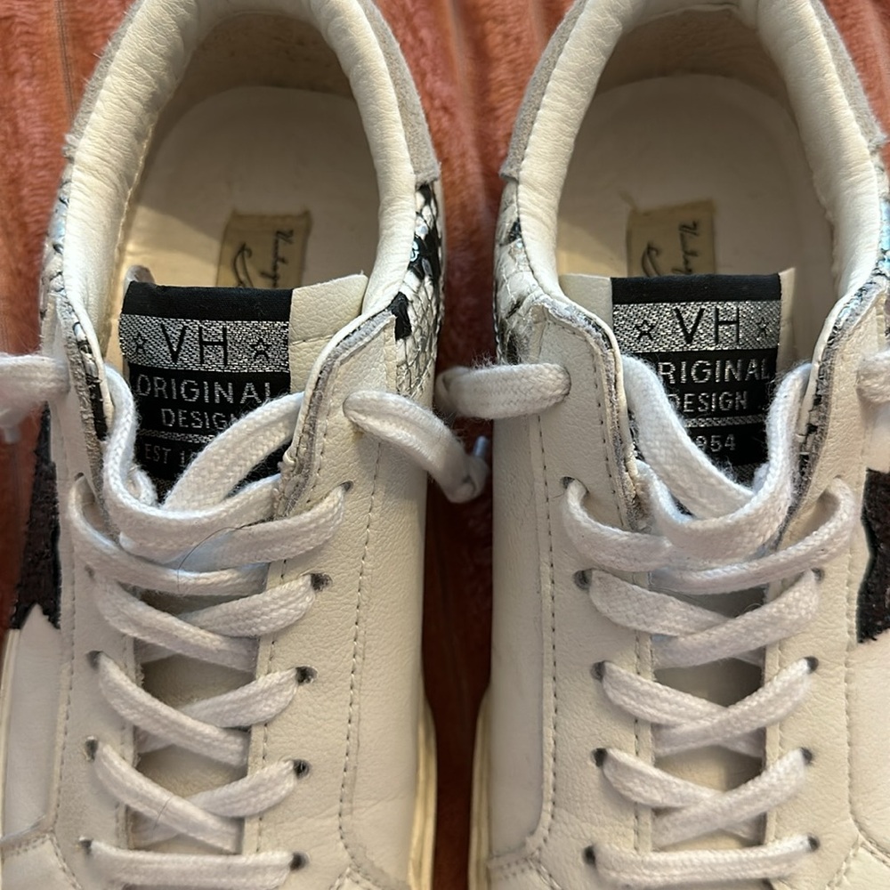 Vintage Havana Sneakers - Picture 4 of 6